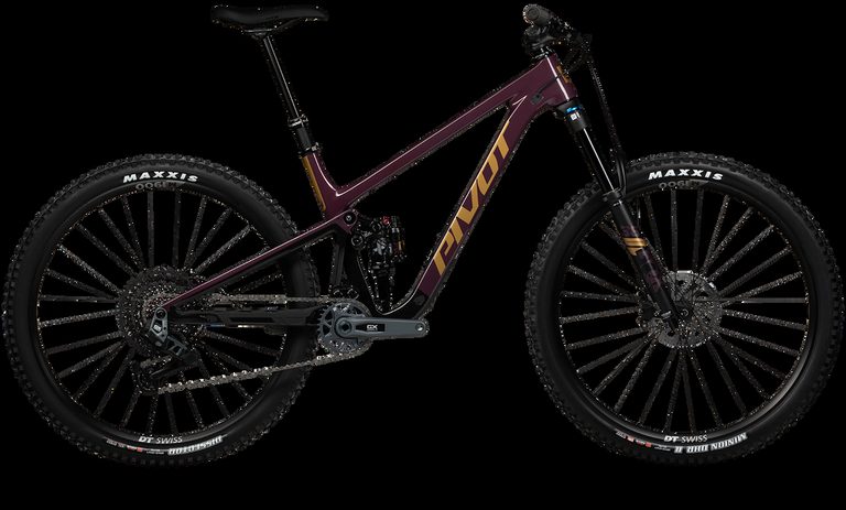 Pivot Cycles Trailcat LT Ride GX Eagle Transmission